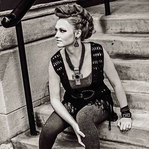 Meet your Posher, Madison